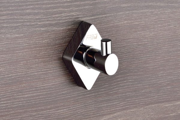 VO-05 Robe Hook